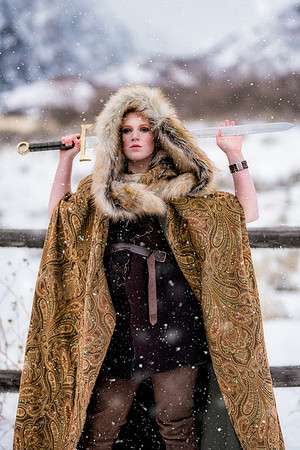 Nomadic Winter shoot Zoe Smith (Fuji Pro 160NS shadows soft)